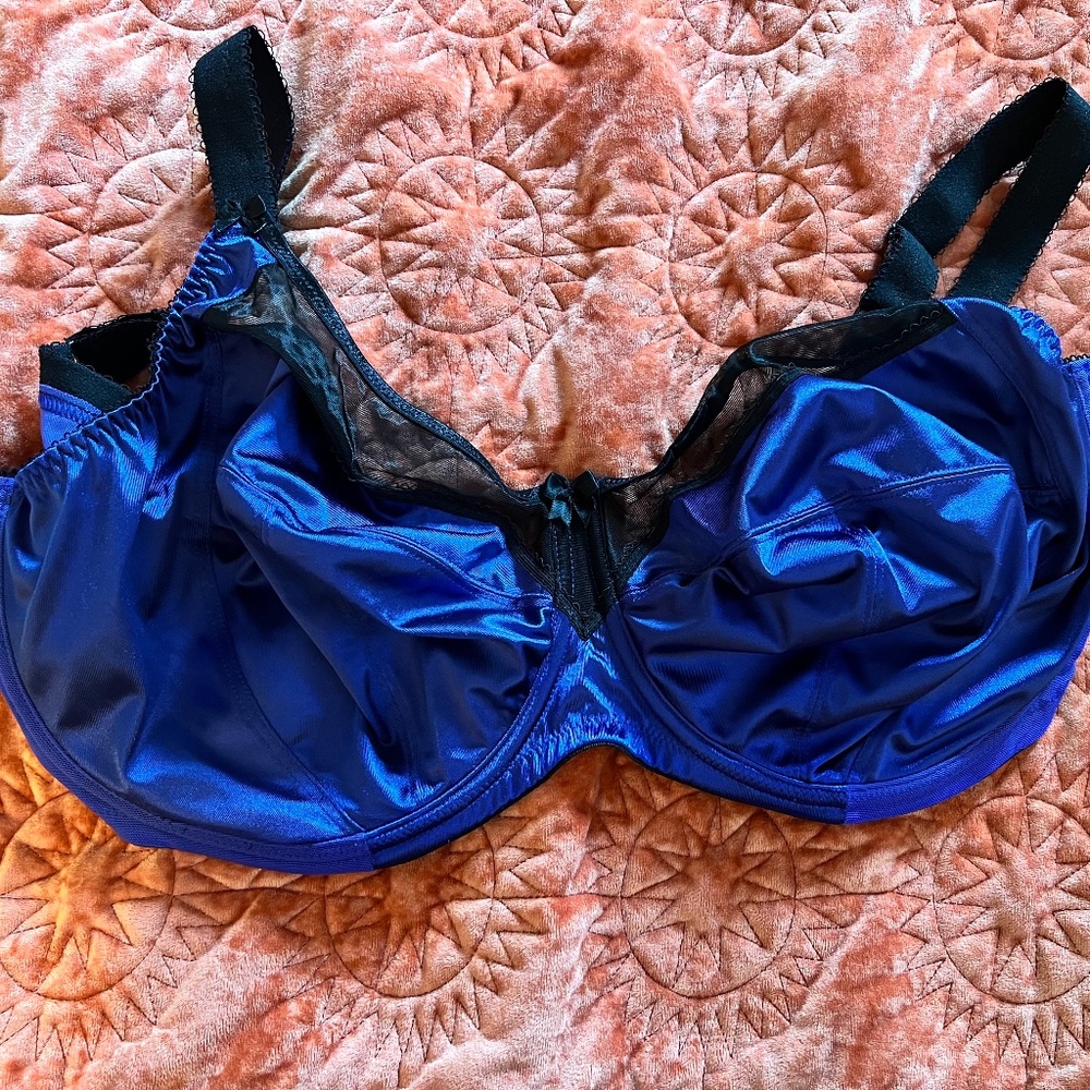 GODDESS Keira Satin Side Support Bra